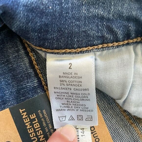 AEROPOSTALE Super High Rise Midi Length Shorts Size 2 - Picture 3 of 7